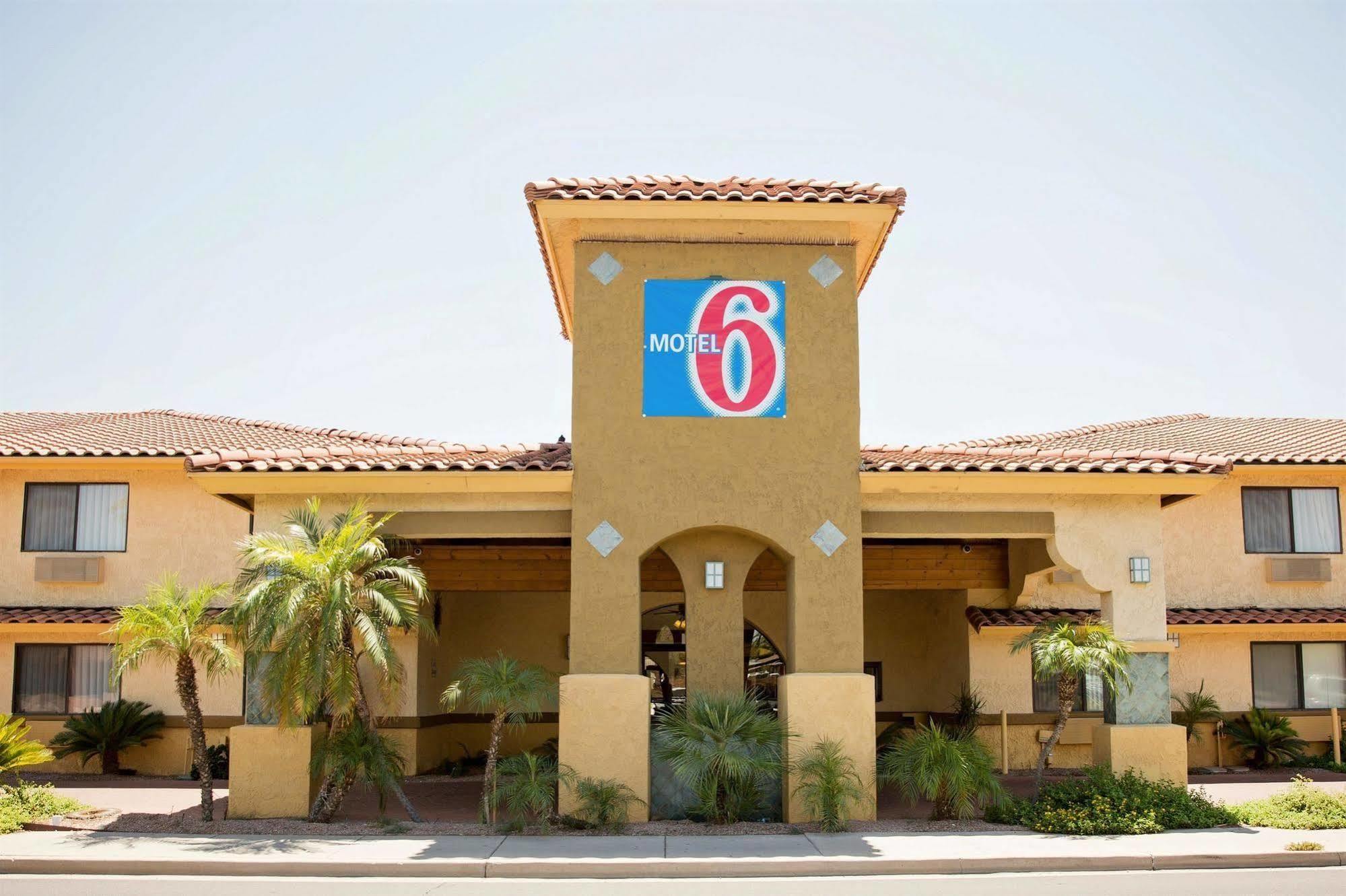Laquinta Inn Phoenix - Arcadia Bagian luar foto