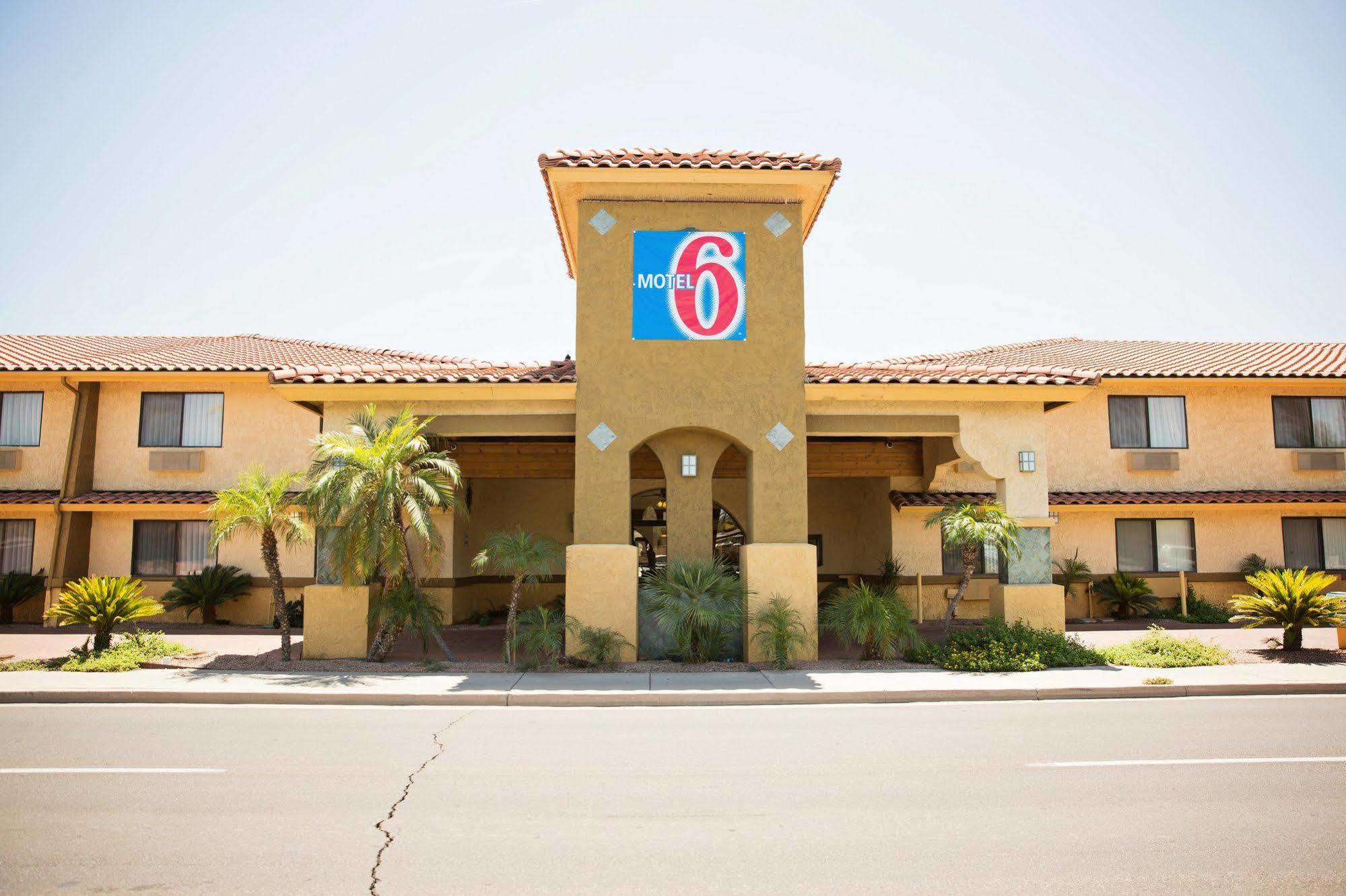 Laquinta Inn Phoenix - Arcadia Bagian luar foto